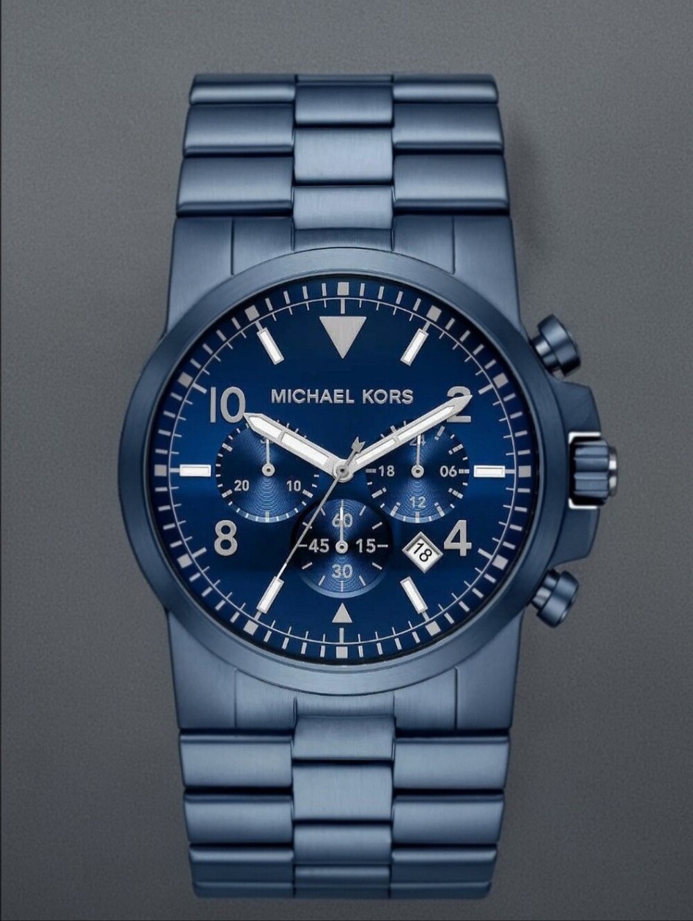 NWT. Michael Kors Gage Chronograph Unisex (Boyfriend Watch) 2015 - 2016